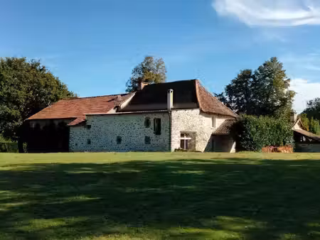 maison de caractère 8175m²