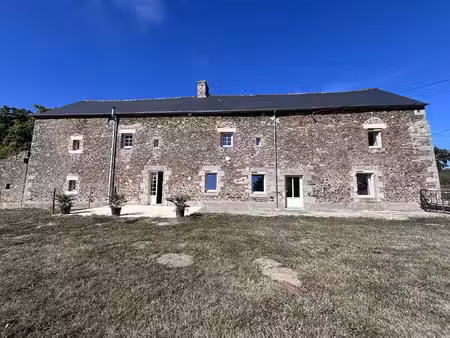 a louer - pleslin-trigavou - maison en pierre renovee - 125 m² - jardin clos - terrasse - 