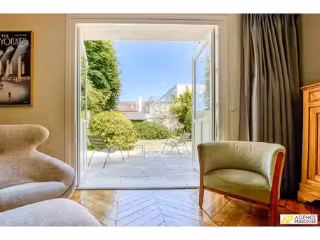 'versailles saint-louis' maison familiale d'exception de 7 pièces de 235 m² au sol avec ja