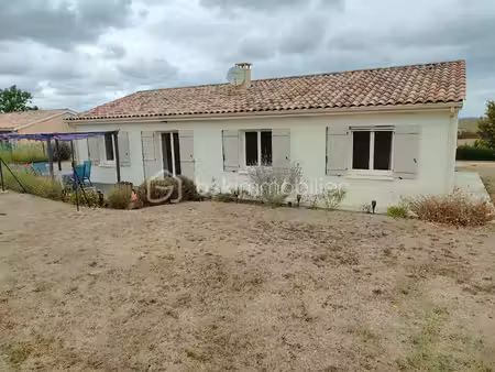 maison traditionnelle de 99 m² à dunes