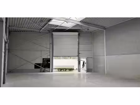 bâtiment d’entreprise à louer à vorst pour € 1.350