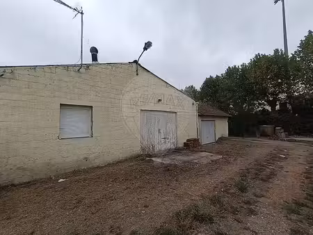 local commercial à vendre