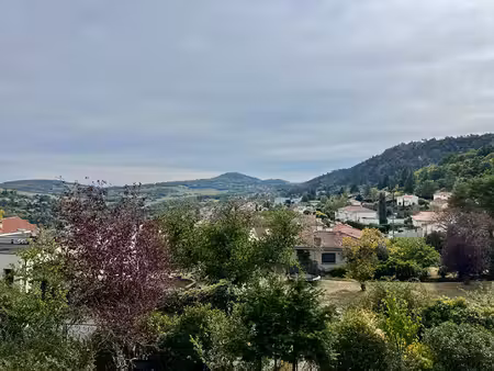 vente maison 7 pièces  213.00m²  ceyrat