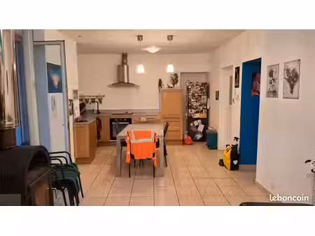 appartement 45m² avec extérieur