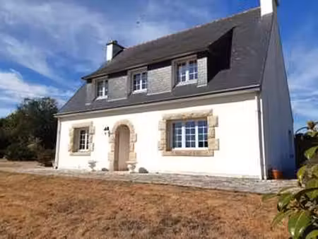 location maison à plozévet (29710) : à louer / 138m² plozévet