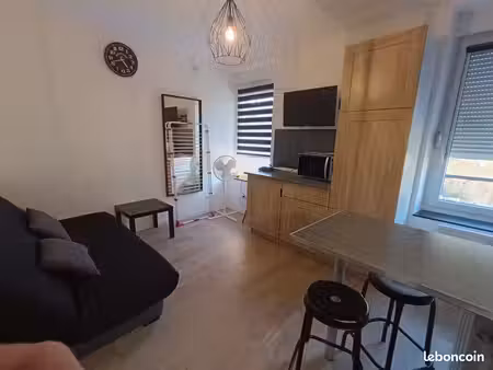 studio meublé 17 m² – location temporaire ou de moyenne durée - résidence victor hugo à br
