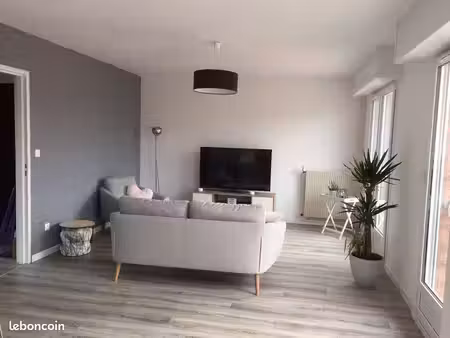 appartement très lumineux 59 m2  carvin centre