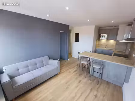 t2 meuble refait a neuf centre pollionnay