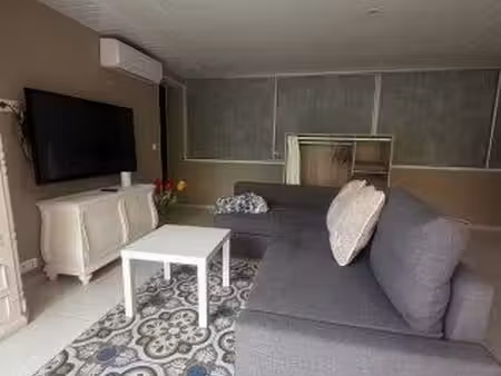 appartement 1 pièce 60 m²
