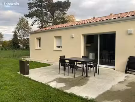 maison 3 chambre a louer