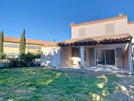 villa 3 pièces 69 m²