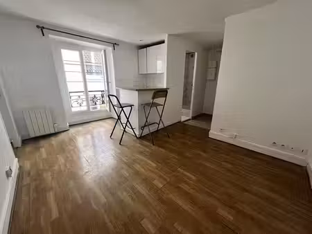 mairie de clichy 92110 studio de 25m²