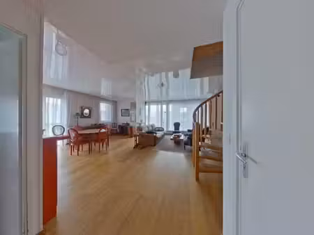 joli duplex au cœur du centre-ville de mérignac
