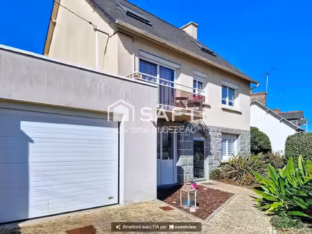 grande maison rénovée proche de la plage  avec piscine