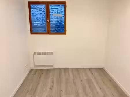 location appartement 1 pièce 21 m² à lille (59000)  640 €