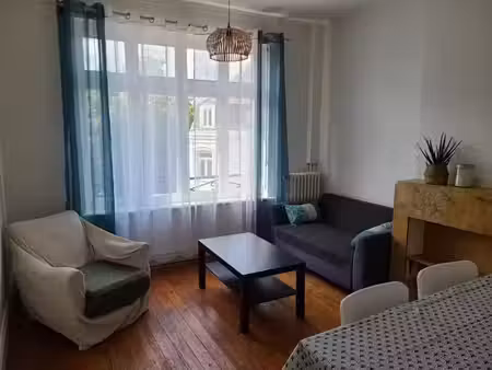 location meublée appartement 2 pièces 44.63 m² à lille (59000)  777 €