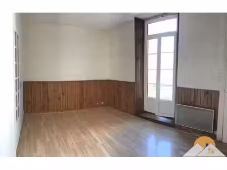 en exclusivité : studio hyper centre poitiers a de