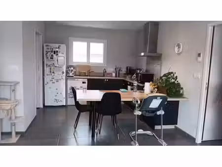 location maison 4 pièces 85 m² à mirepeix (64800)  1 075 €