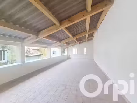 location maison 4 pièces 125 m² à pont-saint-esprit (30130)  800 €