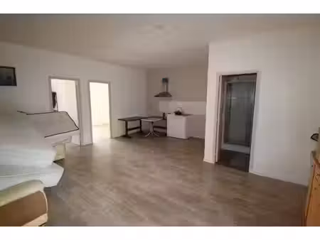 location appartement 3 pièces 52m² louhans 71500