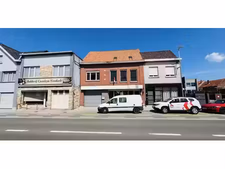 bien commercial à vendre à wevelgem pour € 200.000 avec 3 chambres à coucher