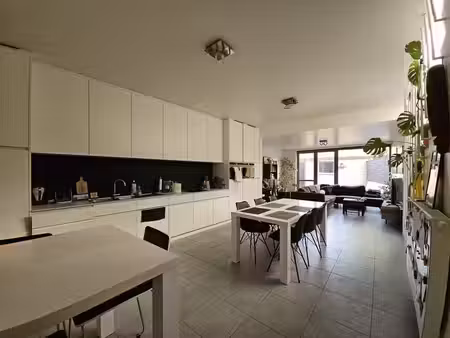 appartement meublé 2 chambres avec terrasse – louvain