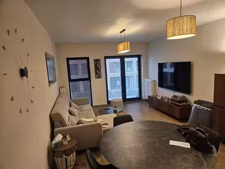 appartement moderne en très bon état.