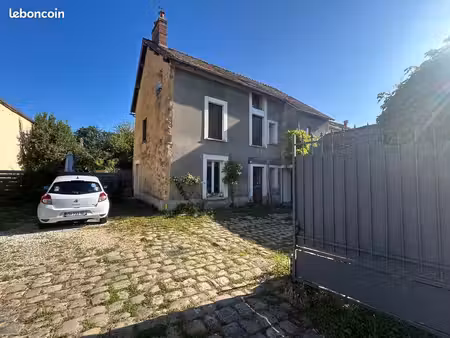 duplex 3 pièces avec jardinet