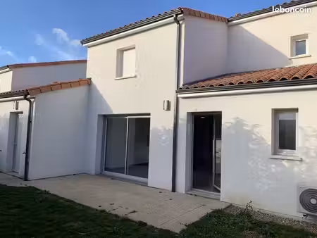 maison 4 chambre dont 1 suite en rdc