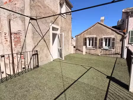 t3 meublé avec terrasse