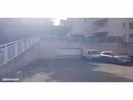 garage a louer