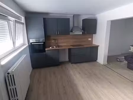 maison t4 rénové de 87 m² avec jardin  terrasse et parking