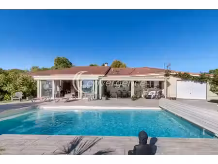 maison plain-pied - 4 chambres - 2 garages - piscine