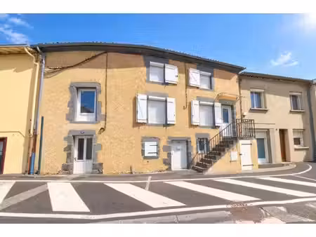 à vendre - maison ancienne  5 pièces située à durtol (63830)