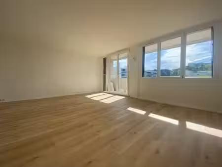 t4 boulevard des provinces 69110 sainte foy les lyon