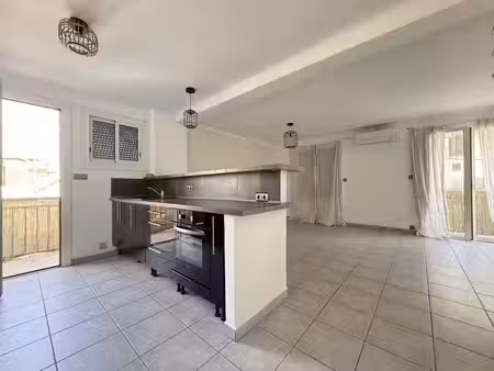 vente appartement 2 pièces 47m2 amélie-les-bains-palalda 66110 - 80000 € - surface privée