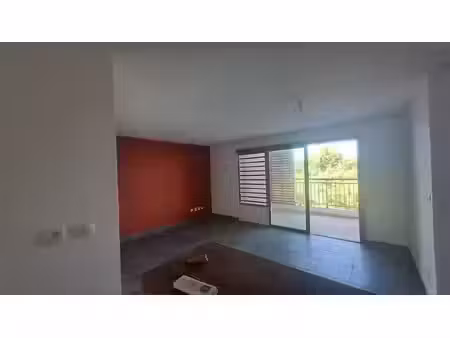 vente appartement 3 pièces  74.00m²  cayenne