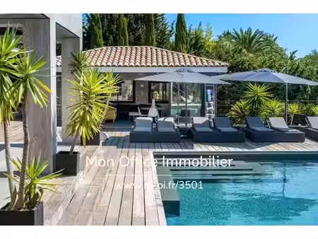 maison avec vue sur mer saint-raphaël - 5 chambres - 465m²