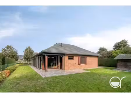 bungalow in het centrum van lochristi