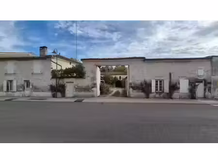 maison à vendre saint fort sur le ne 5 pièce(s) 140m2 170 000€