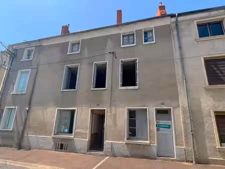 maison de ville à châteauneuf à découvrir !