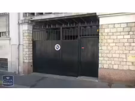 parking à louer - tours (37) - 112€