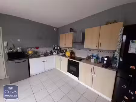 maison à louer 7 pièces 169.9 m² - saint-cyr-sur-loire (37) - 1 750€