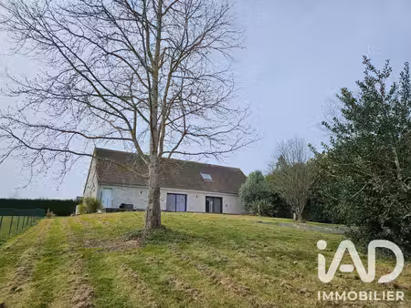 maison à luceau (72500)