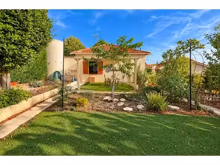 maison de plain-pied avec jardin & studio indépendant – antibes / rabiac