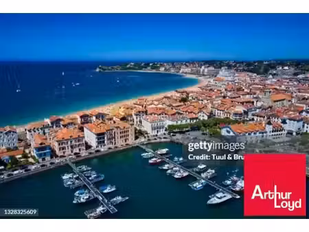 location bureau 40m2 saint-jean-de-luz 64500 - 630 € - surface privée