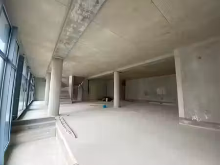 vente commerce saint-malo 35400 130m² à 147m²