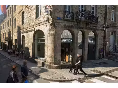 location commerce dinan 22100 174m²