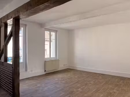 maison de ville atypique salbris