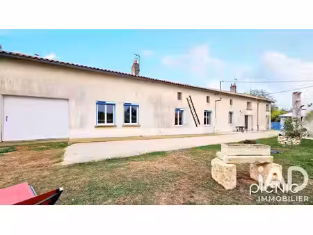 maison de campagne à mairé-levescault (79190)